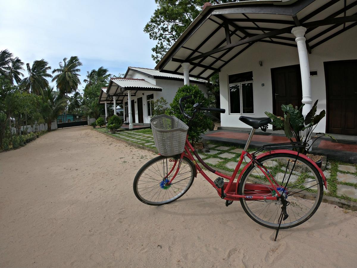 Luna Beach Hotel Nilaveli Zewnętrze zdjęcie
